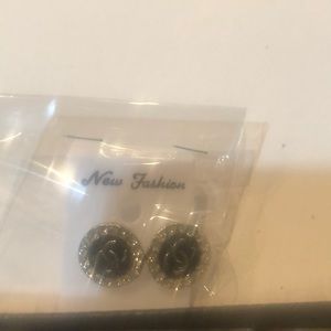 Beautiful fashion earrings